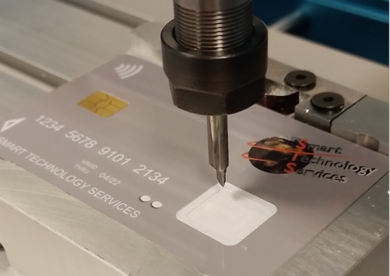 With the SM 20, STS now proposes a complete Desktop Card Manufacturing solutions, from Milling to Personalization